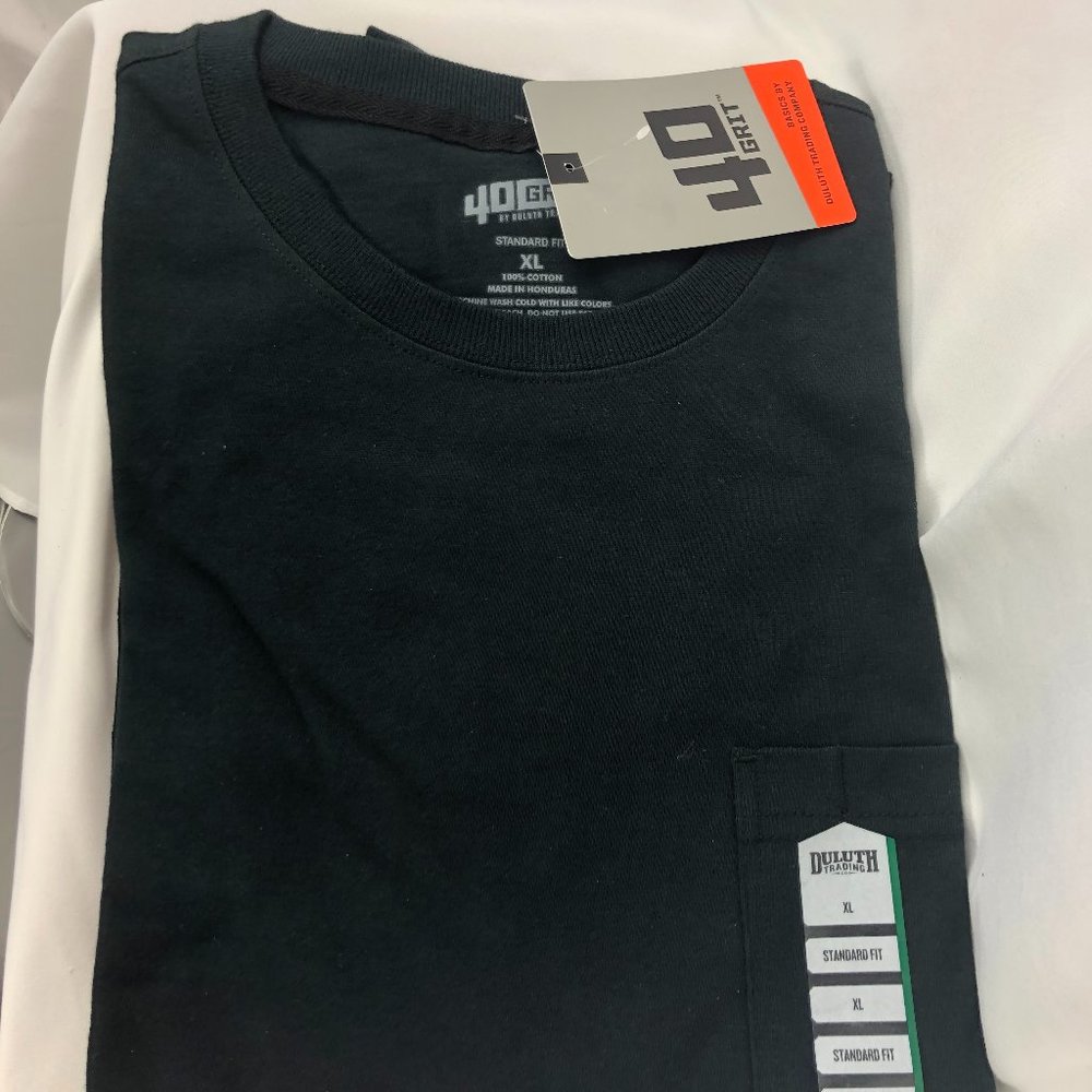 Duluth NWT Men's  Black Long Sleeve Pocket T